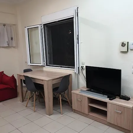 Artistic Comfy Apt +exotic Garden Apartmán