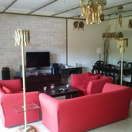 Artistic Comfy Apt +exotic Garden * Nea Michaniona
